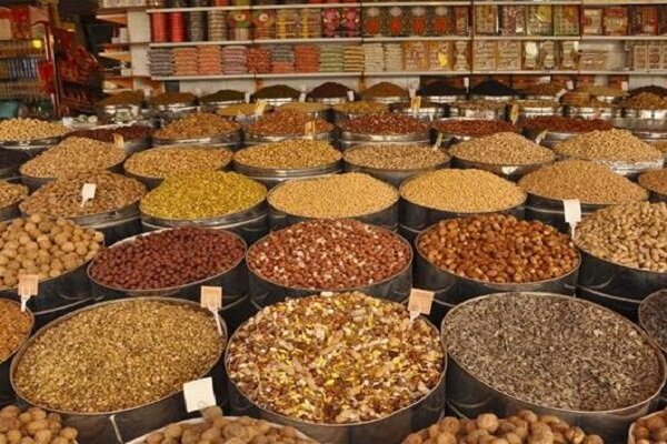 تاثیر کرونا بر کاهش ۴۰ درصدی خرید آجیل شب یلدا تاثیر کرونا بر کاهش ۴۰ درصدی خرید آجیل شب یلدا