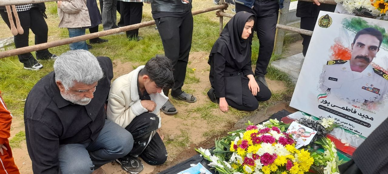 تشییع پیکر شهید ناخدا سوم مجید فاطمی پور در بندرانزلی