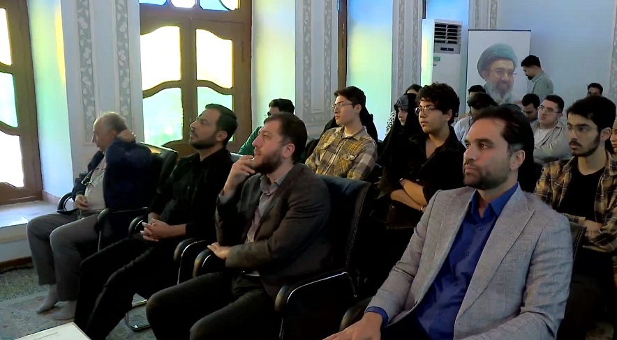 تجلیل از هنرمندان جهادگر حوزه هنری؛ تولید روایتهای «جنگ رمضان» در قالب دوره رسانهای تجلیل از هنرمندان جهادگر حوزه هنری؛ تولید روایتهای «جنگ رمضان» در قالب دوره رسانهای