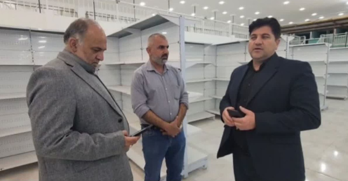 ویترین عراقی برای صنایعدستی ایلام ویترین عراقی برای صنایعدستی ایلام