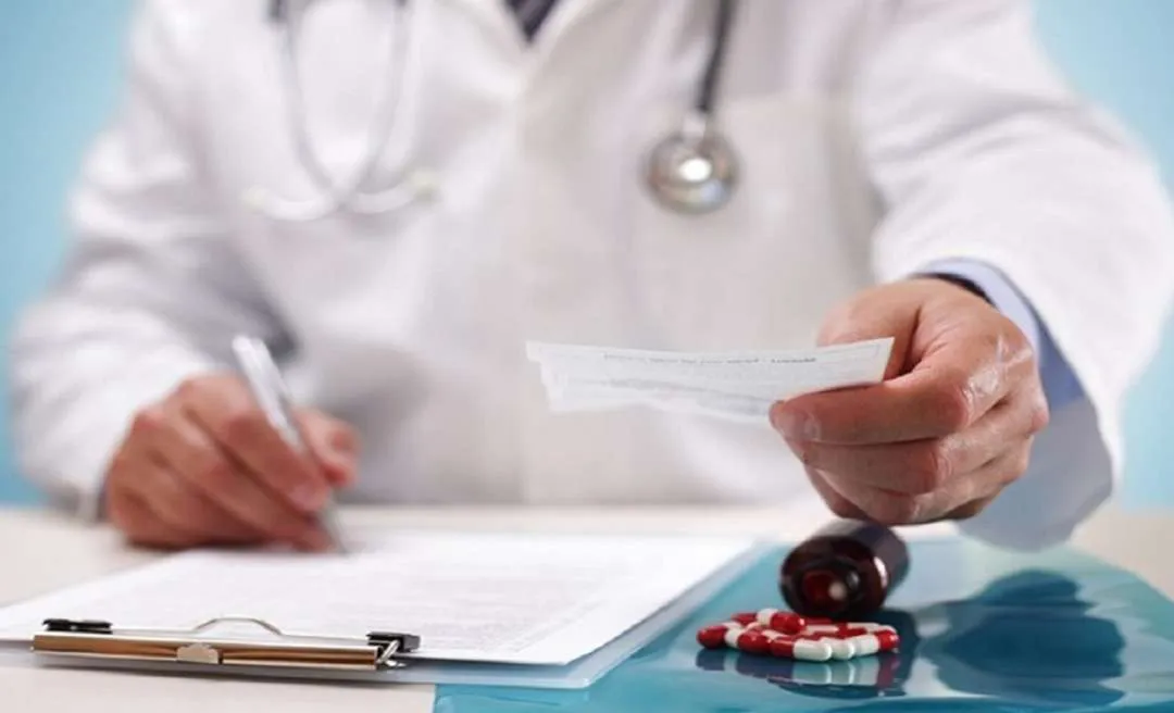 هشدار جدی تعزیرات حکومتی به متخلفان حوزه سلامت هشدار جدی تعزیرات حکومتی به متخلفان حوزه سلامت
