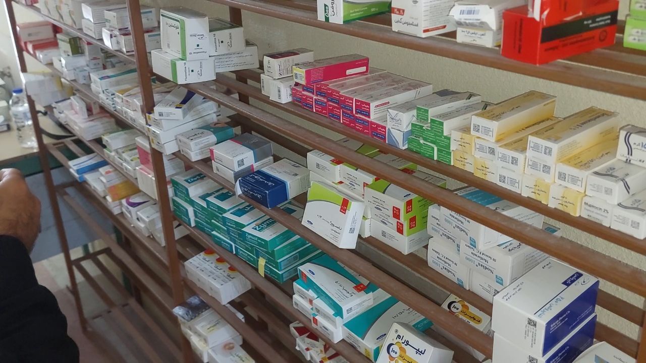 ارائه خدمات پزشکی جمعیت هلال احمر در شهرستان رودبار ارائه خدمات پزشکی جمعیت هلال احمر در شهرستان رودبار