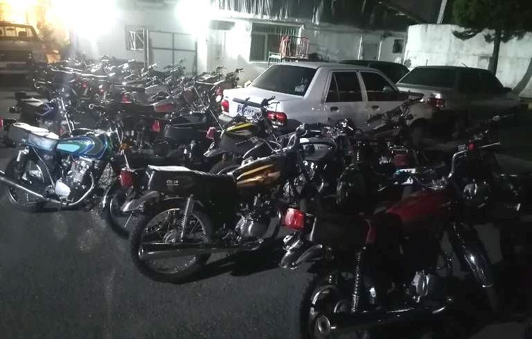 توقیف ۳۰ دستگاه خودرو و موتورسیکلت در رودسر
