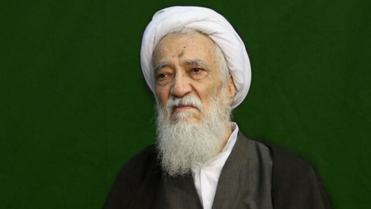 رئیس مجلس خبرگان رهبری از آحاد مردم برای حضور در مراسم تشییع پیکر رهبر شهید عظیم الشٱن رئیس مجلس خبرگان رهبری از آحاد مردم برای حضور در مراسم تشییع پیکر رهبر شهید عظیم الشٱن